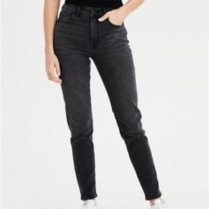 American Eagle super high rise mom jean